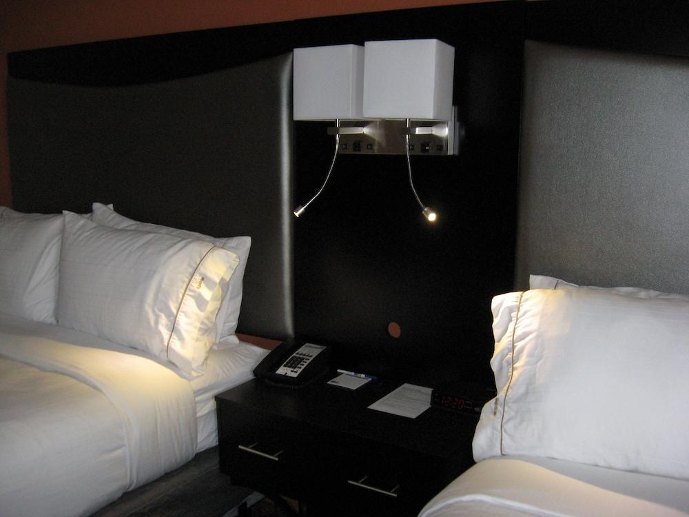 Holiday Inn Express & Suites Nashville Southeast - Antioch By Ihg Buitenkant foto