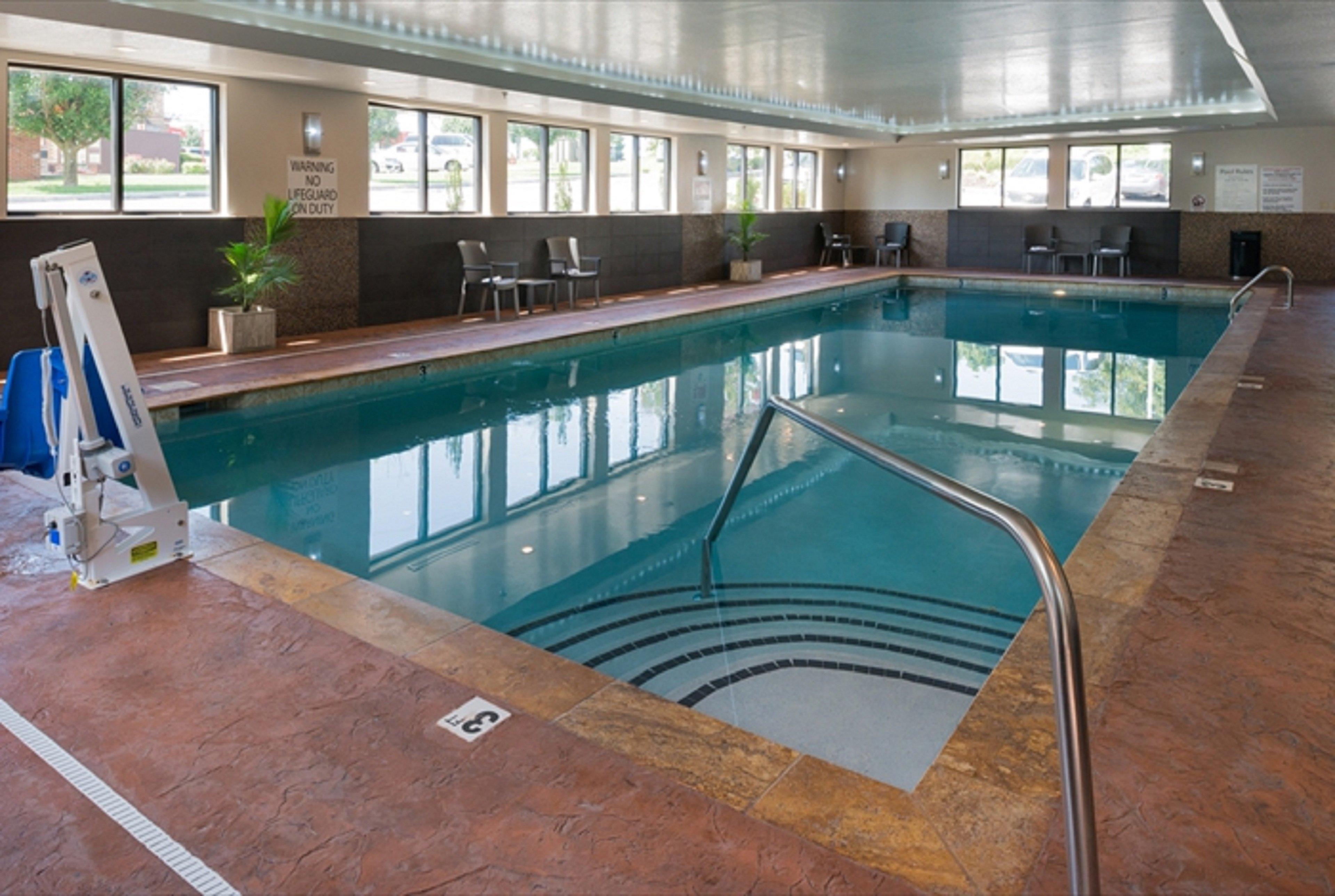 Holiday Inn Express & Suites Nashville Southeast - Antioch By Ihg Buitenkant foto
